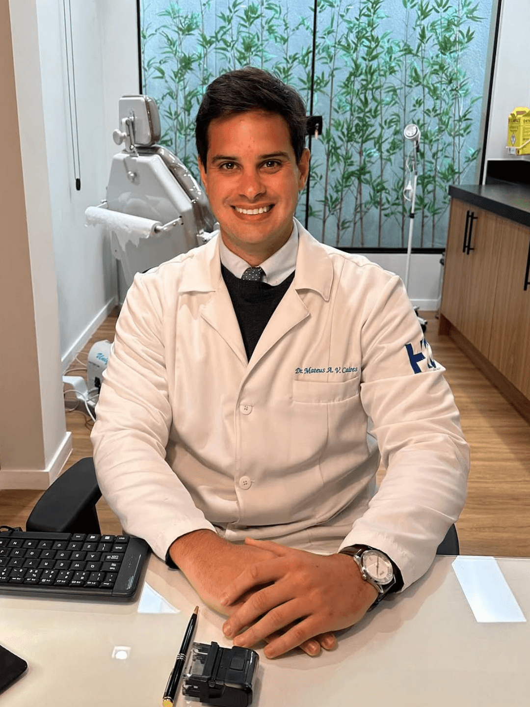 Dr. Mateus Augusto Caires